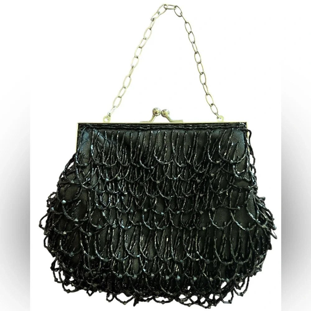 NEW Black Beaded Evening Bag Kiss Lock Clutch Chain Handle‎